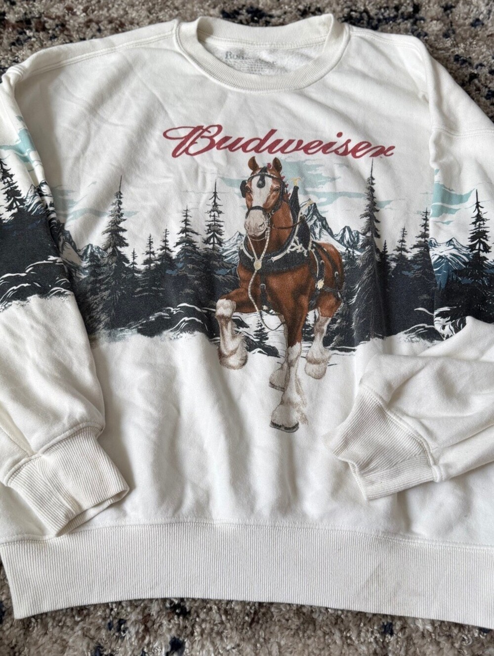 Budweiser Clydesdale Horse Graphic Crewneck Sweatshirt XS